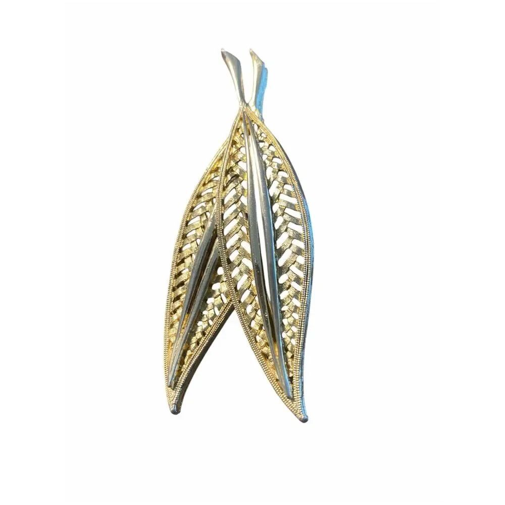 Vintage JJβJonette Double Leaf GoldβTone Brooch 1980s